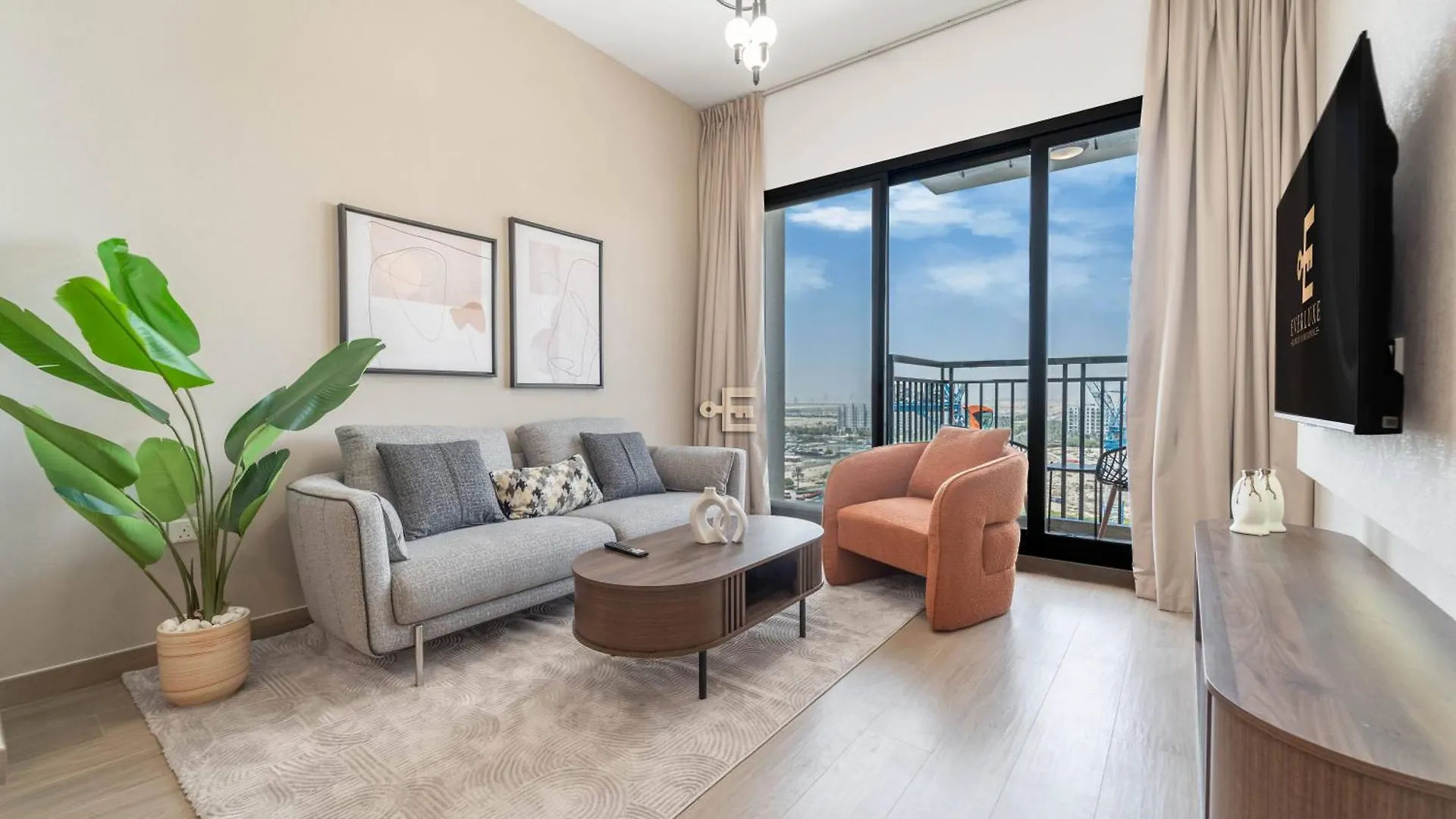 Chic Liva 1Br Family-Friendly Great Amenities Apartment
