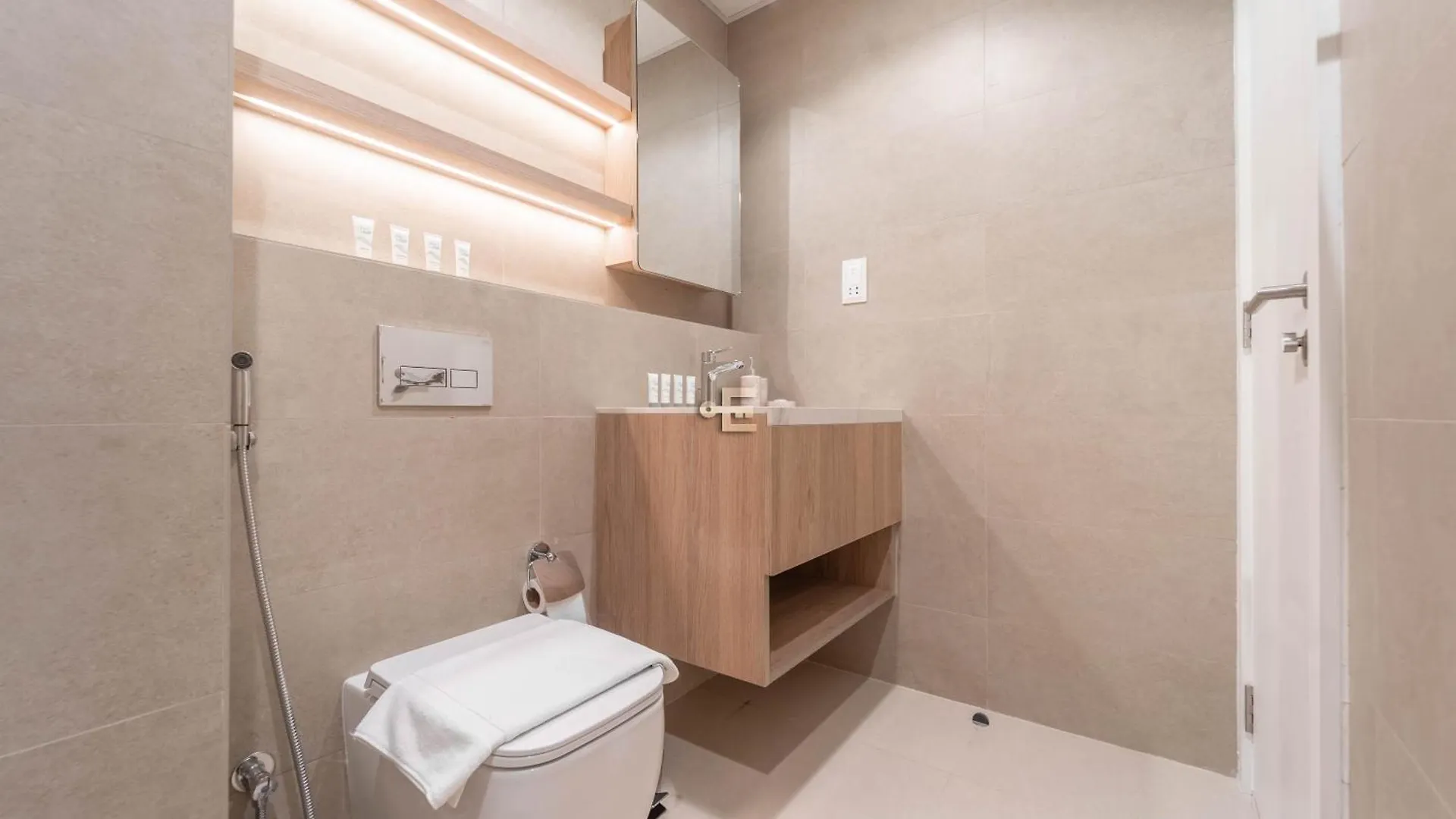 Chic Liva 1Br Family-Friendly Great Amenities 0*, Dubai